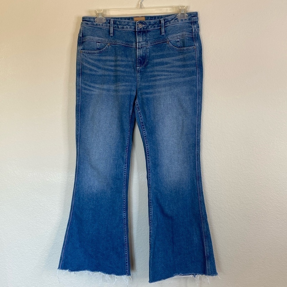 Driftwood Farrah flared jeans women’s 31” raw hem
